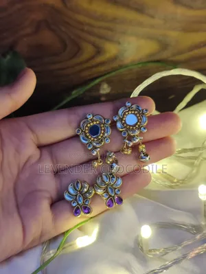 Earrings • Budget Friendly🤍Each Earrings Only↓