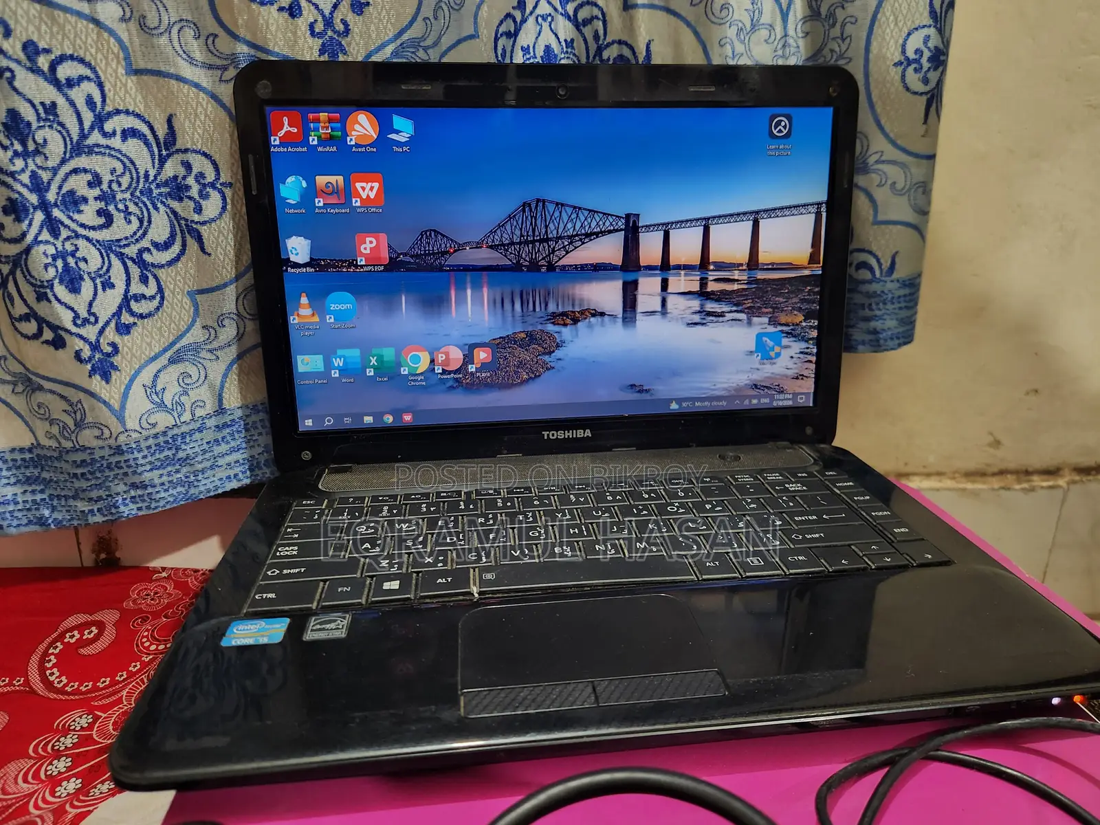 Laptop Toshiba Satellite M840 4GB Intel Core i5 SSD 256GB
