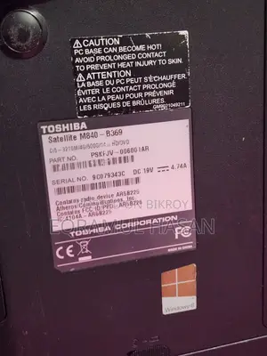 Laptop Toshiba Satellite M840 4GB Intel Core i5 SSD 256GB