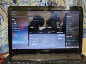 Laptop Toshiba Satellite M840 4GB Intel Core i5 SSD 256GB