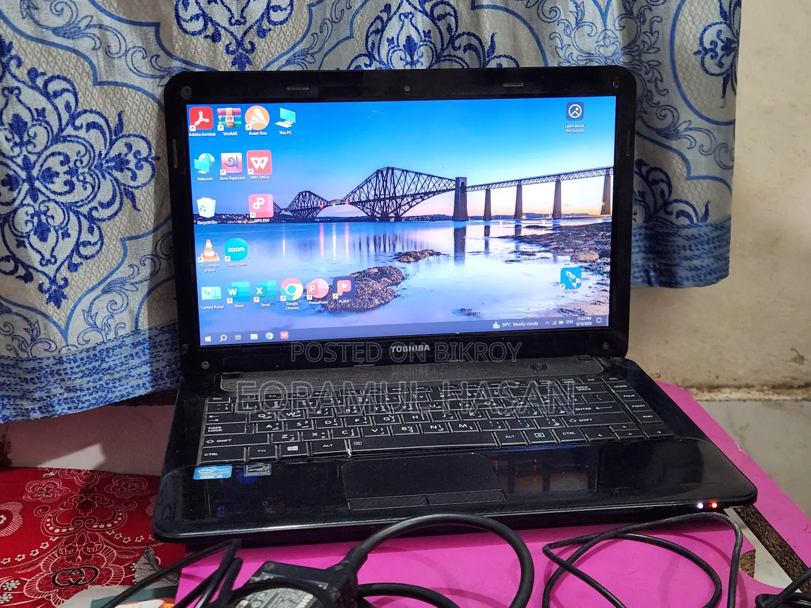 Laptop Toshiba Satellite M840 4GB Intel Core i5 SSD 256GB