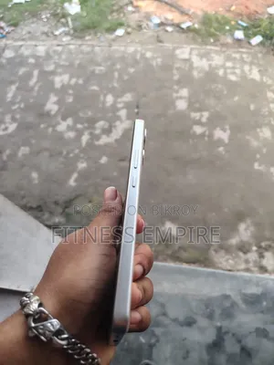 Vivo Y400 128 GB White