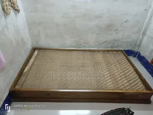 ইমারজেন্সি  বক্স খাট বিক্রি করতে চাই