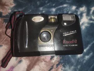 Wizen Excel-2 Auto Flash DX Vintage Film Camera