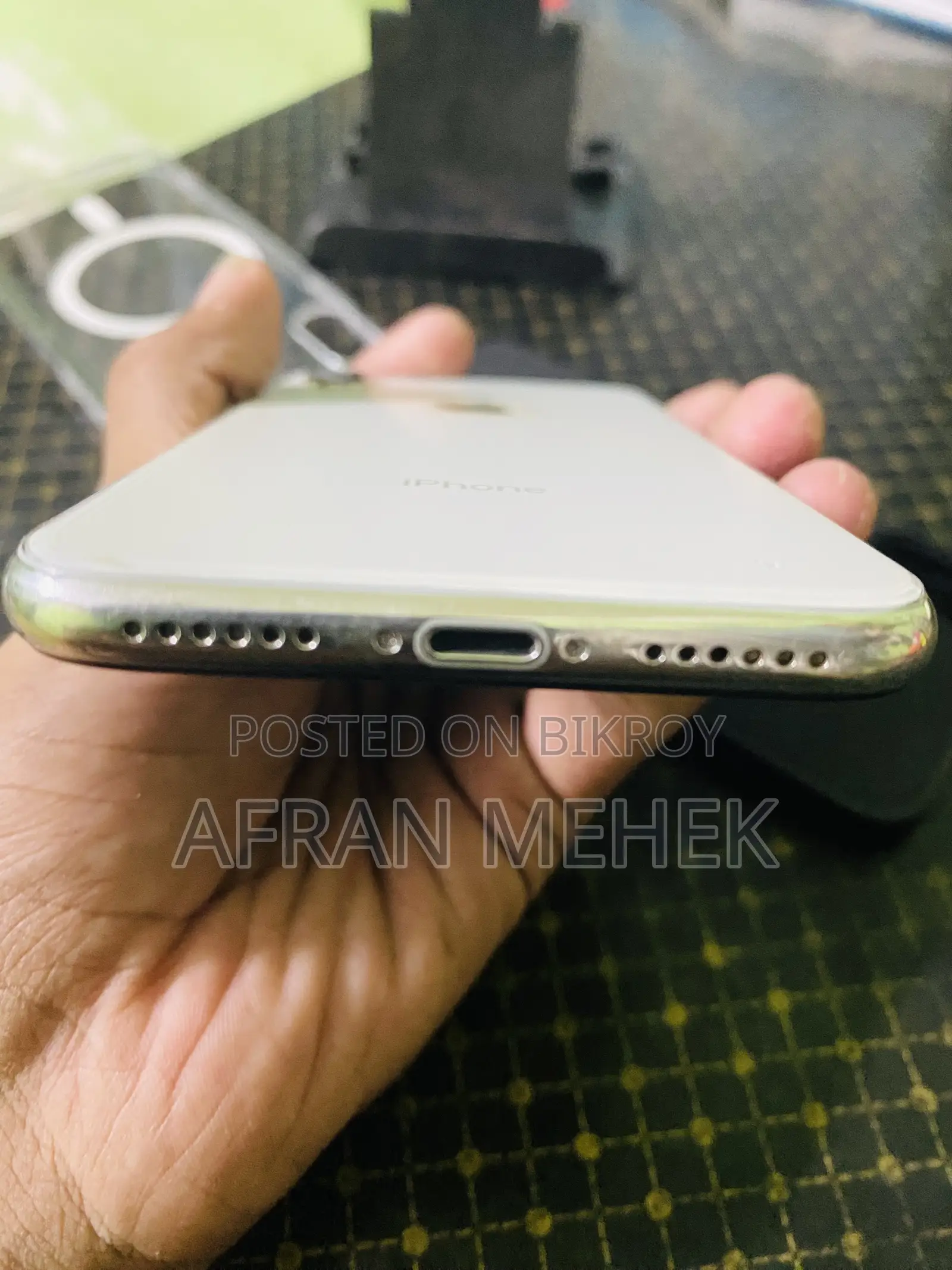 Apple iPhone X 256 GB White