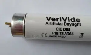 Verivide D65 Artificial Daylight 2-Feet Bulb