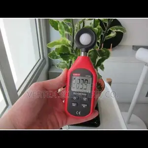 UNI-T UT383 Mini Light Lux Meter