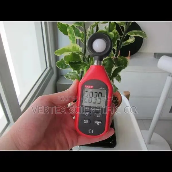 UNI-T UT383 Mini Light Lux Meter