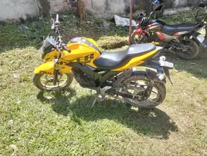 Suzuki Gixxer 2025 Yellow