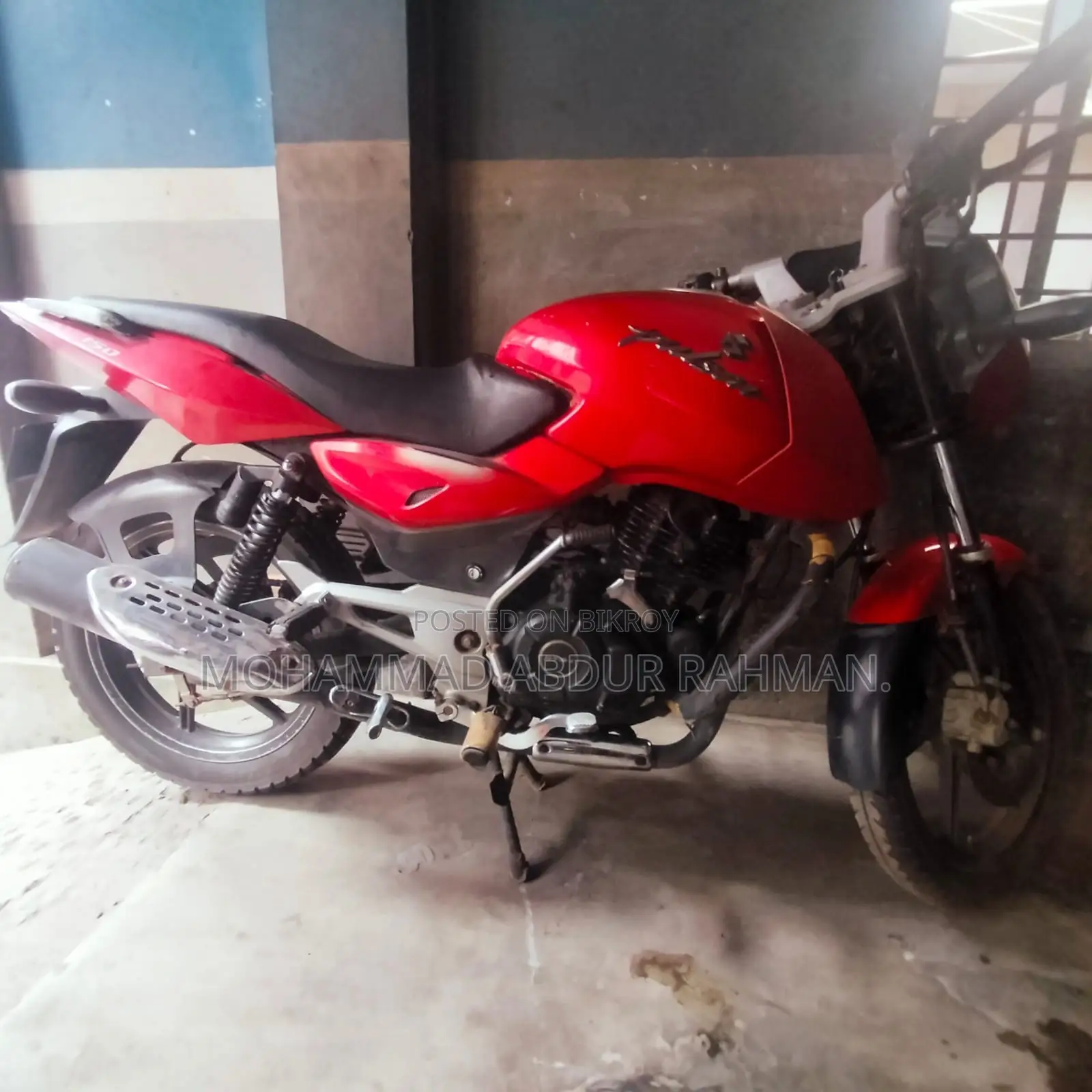 New Bajaj Pulsar 150 2011 Red
