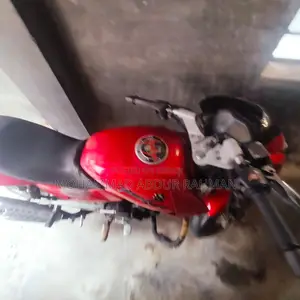 New Bajaj Pulsar 150 2011 Red