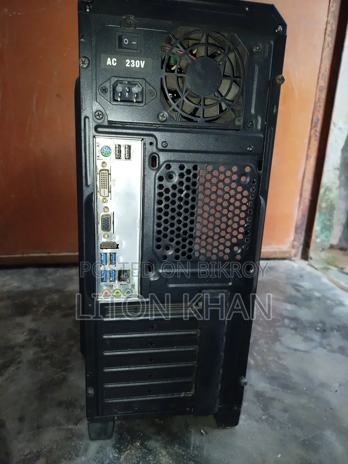 Desktop Computer 16GB AMD Ryzen 3 SSD 128GB