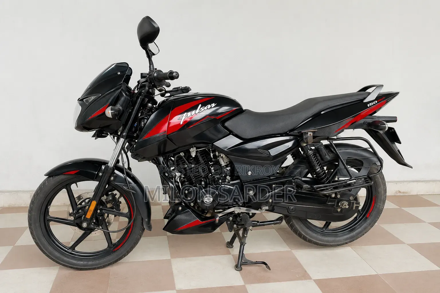 Bajaj Pulsar 150 2023 Red