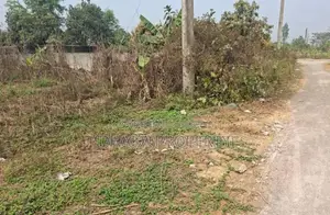 Corner 3 Katha South/East at Sector-28