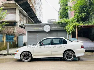 টয়োটা করোল্লা অটোমেটিক ১৯৯৪ সাদা