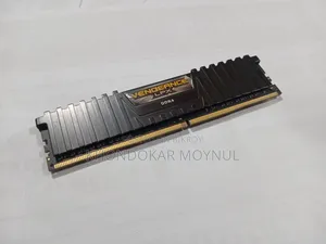 Corsair 8gb Ddr4 Ram (3200 Mhz)