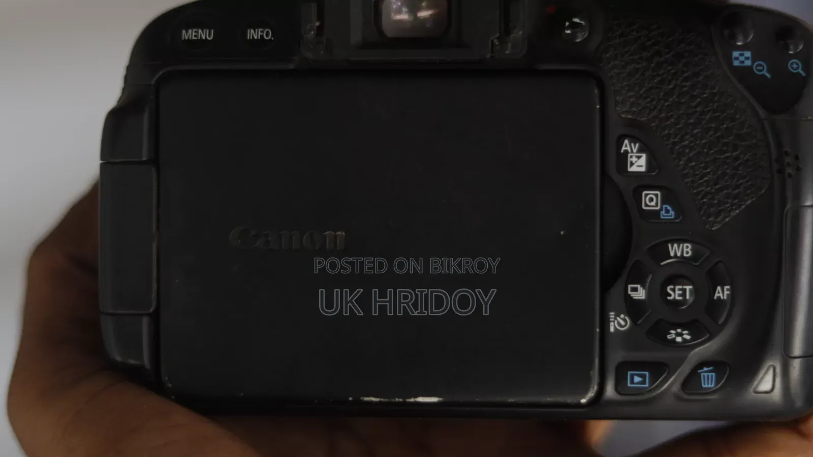 Canon Eos Camera 700D With Lens