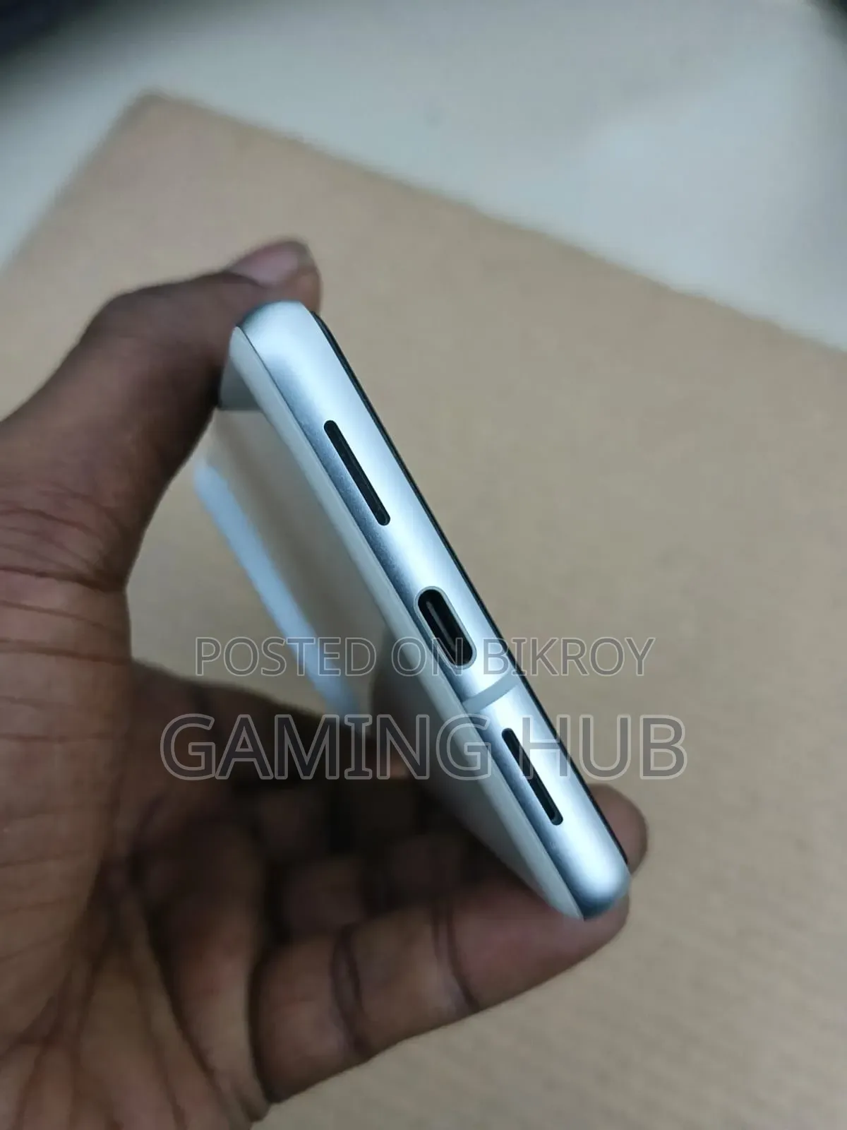 গুগল পিক্সেল ৭ ১২৮ জিবি হোয়াইট