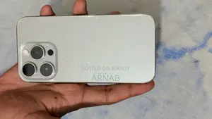 Apple iPhone 15 Pro 128 GB Silver