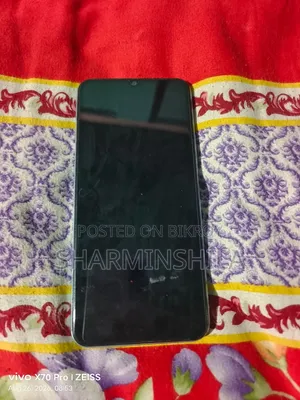 Vivo Y21 64 GB