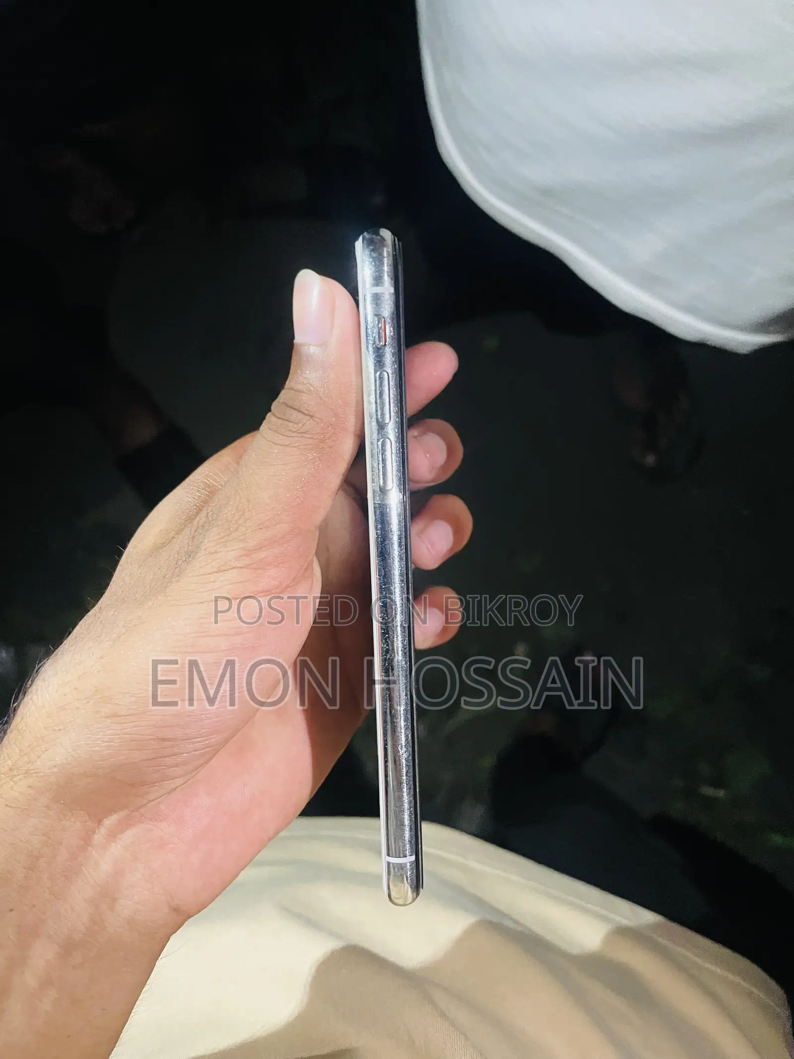 Apple iPhone X 64 GB White