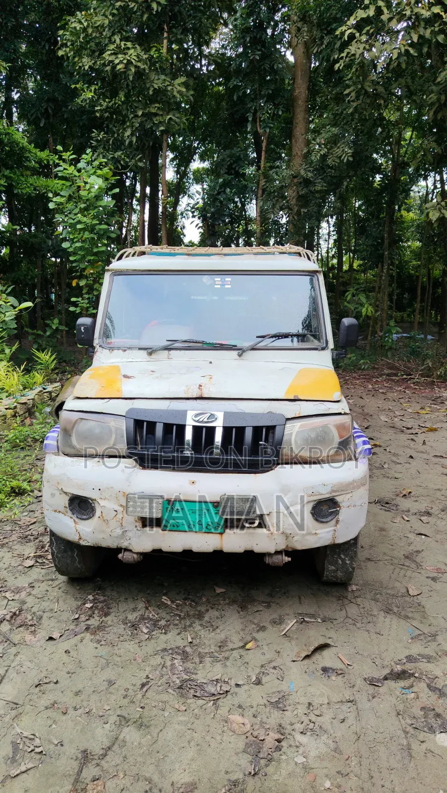 Mahindra Commander 2020 White