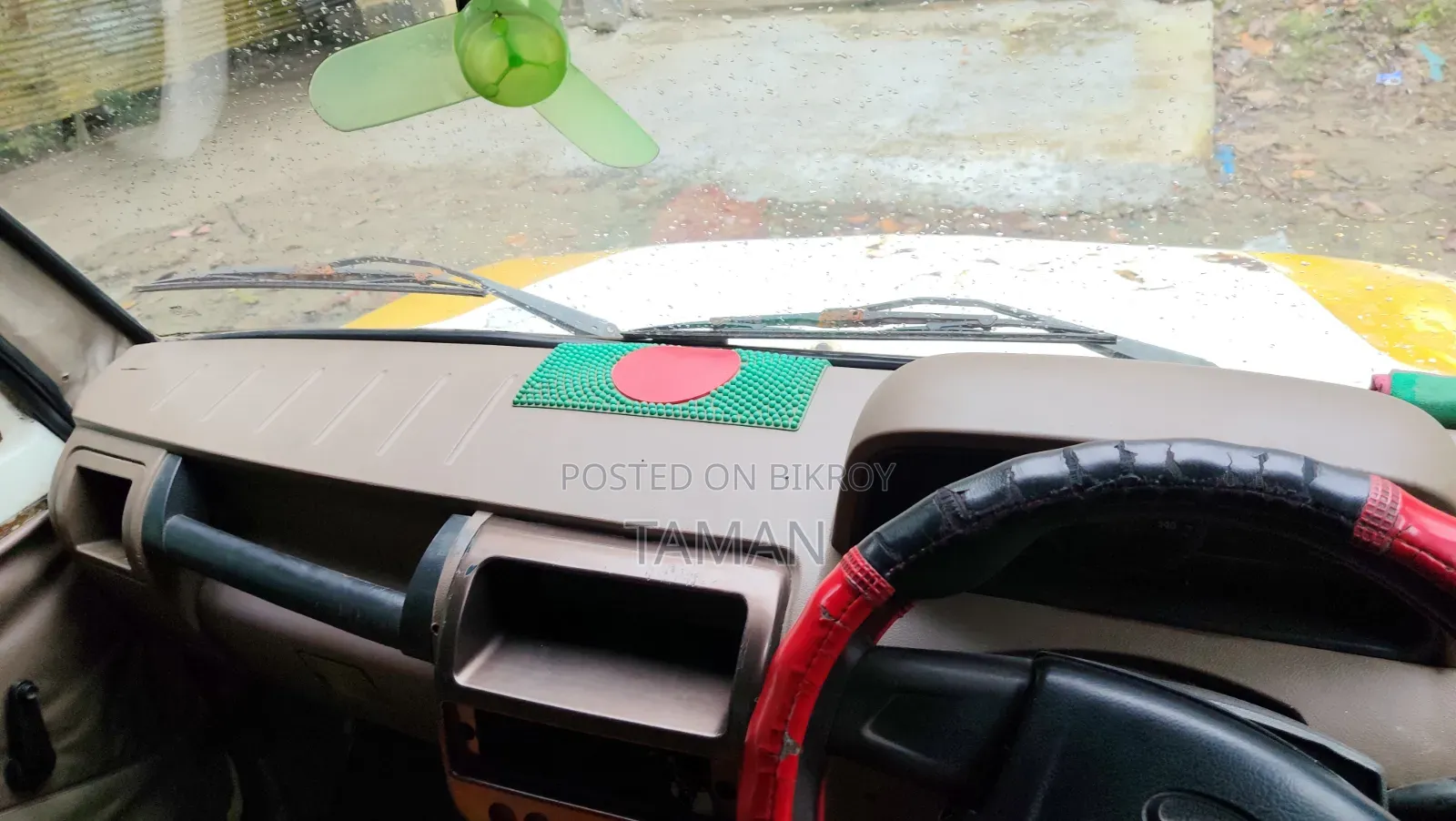 Mahindra Commander 2020 White