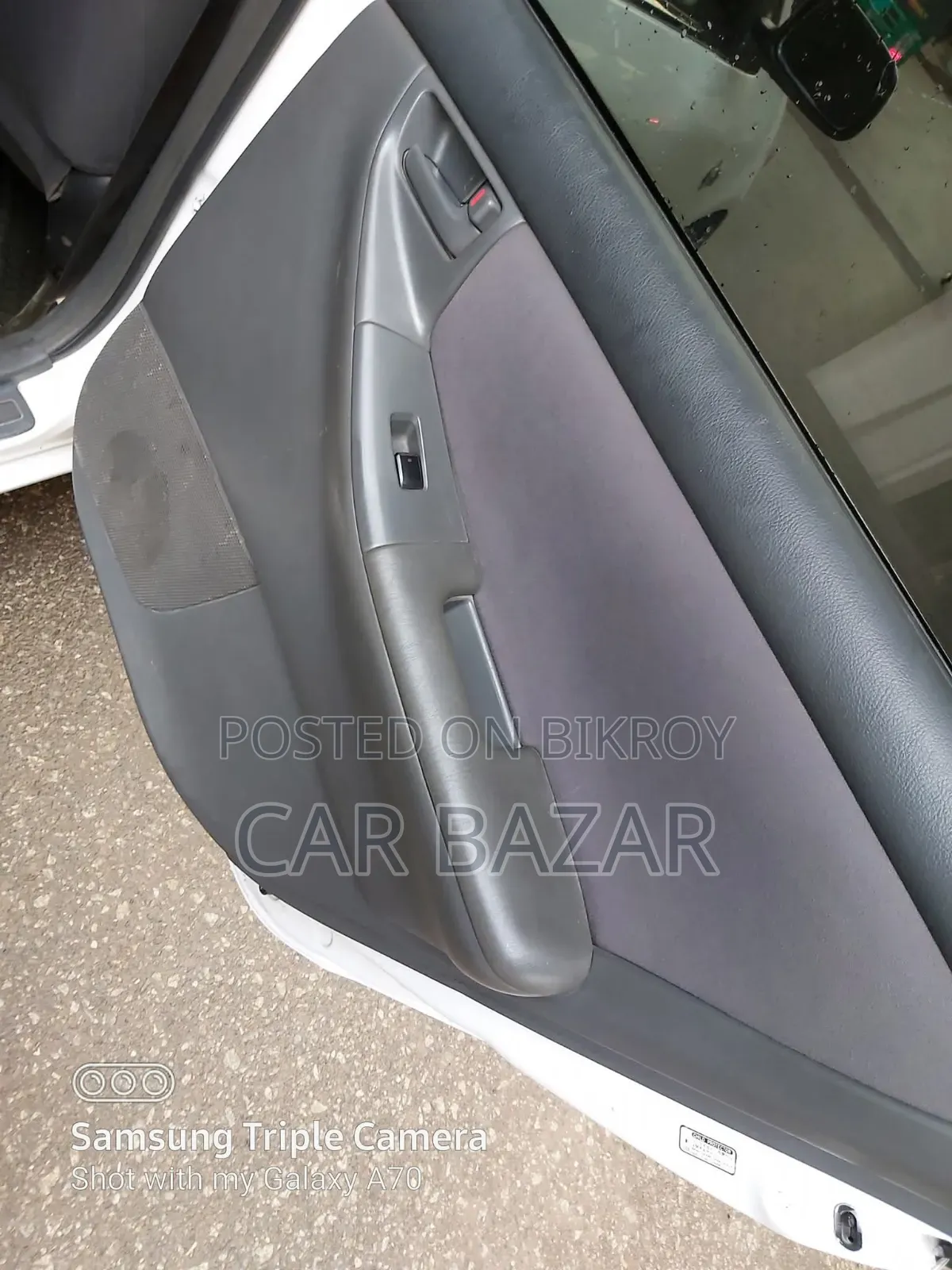 Toyota Corolla 2005 White