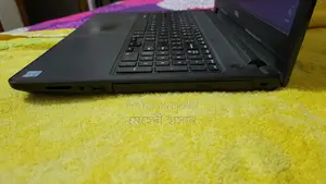 Laptop Dell Vostro 15 3568 8GB Intel Core i3 HDD+SSD 1.5T