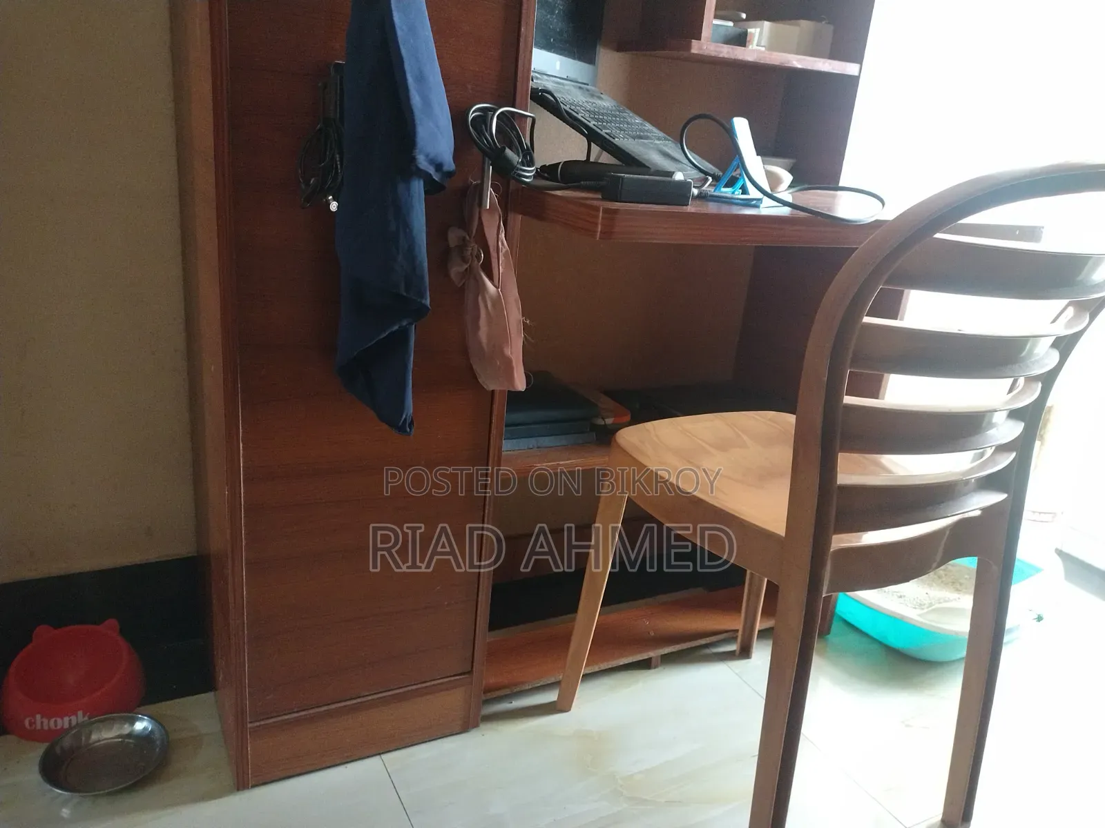 Partex Woden Board Reading Table.