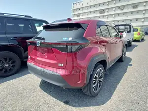 Toyota Yaris Cross 1.5 Hybrid FWD 2021 Red