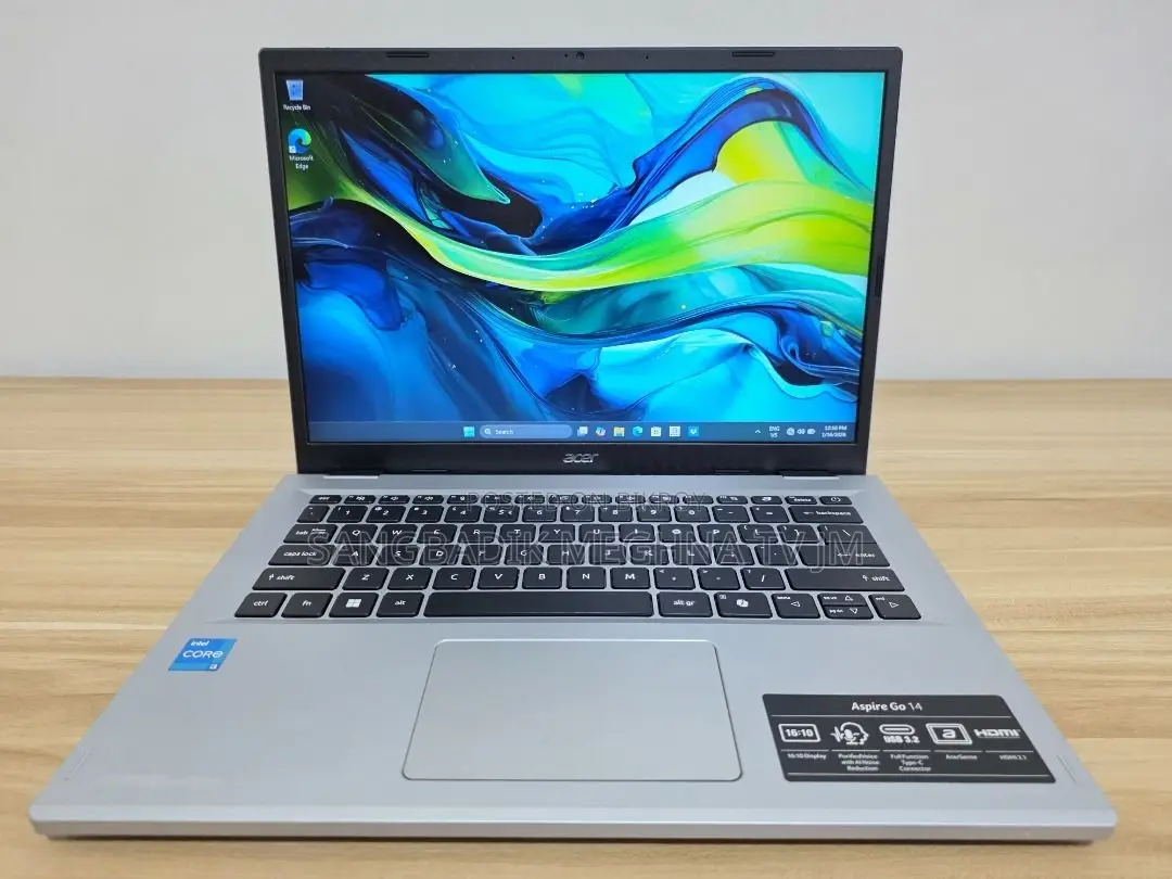 Laptop Acer 3GB Intel SSD 256GB
