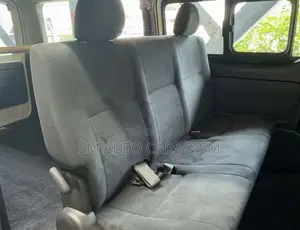 Toyota HiAce 2021 White