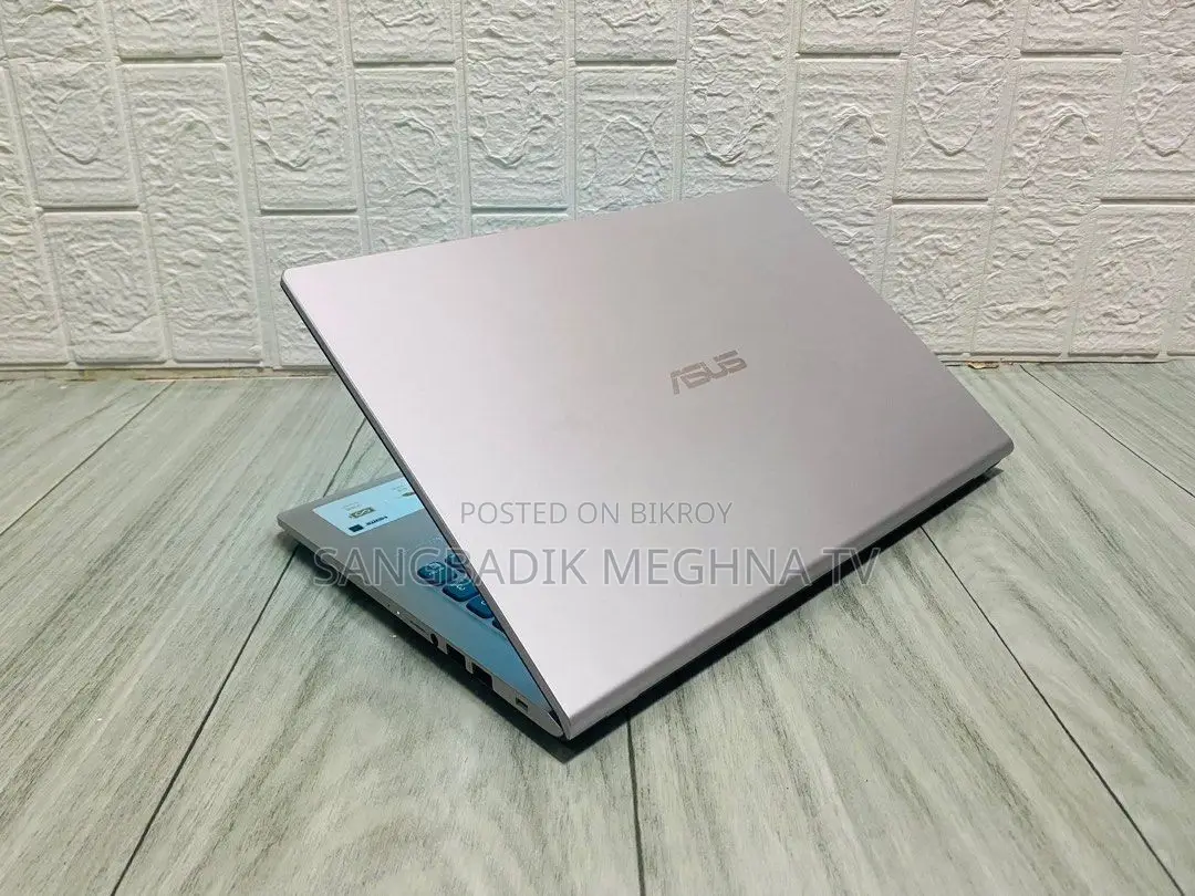 Laptop Asus 3GB Intel SSD 256GB