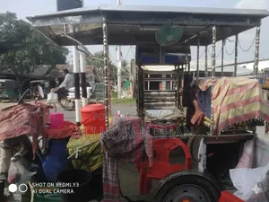 আখের রসের গাড়ি নতুন বানানো
