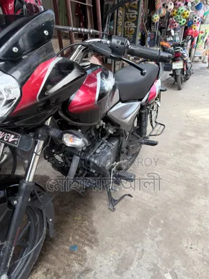 Bajaj Discover 125 2022 Black