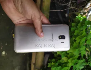 Samsung Galaxy J4 16 GB Gold