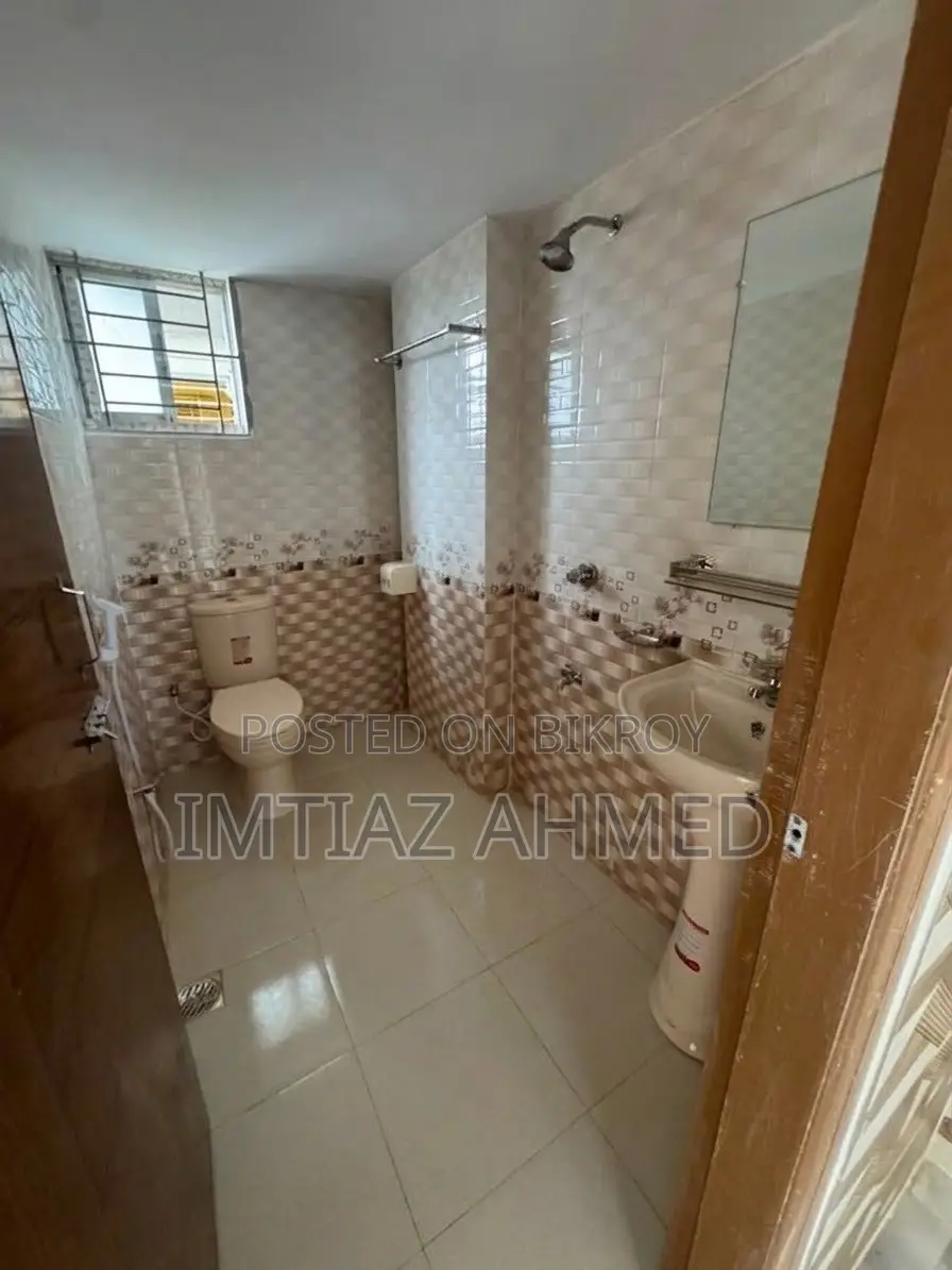 3bdrm Apartment in Banasree for rent