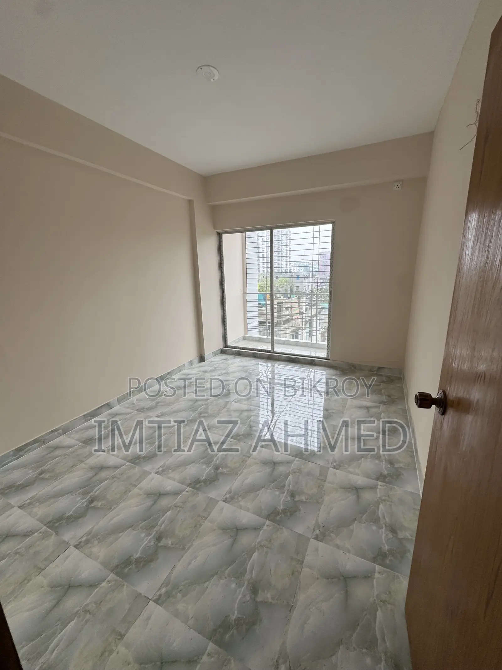 3bdrm Apartment in Banasree for rent