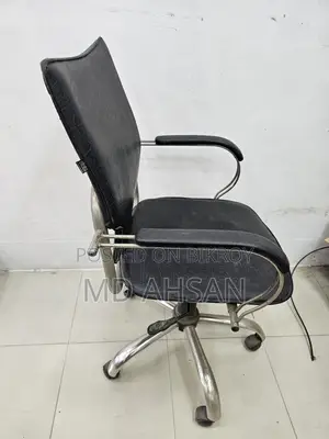 Otobi Executive Chair