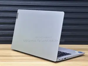 Laptop Lenovo 4GB Intel SSD 500GB