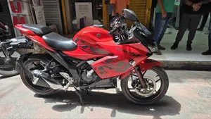 Suzuki Gixxer SF 2022 Red