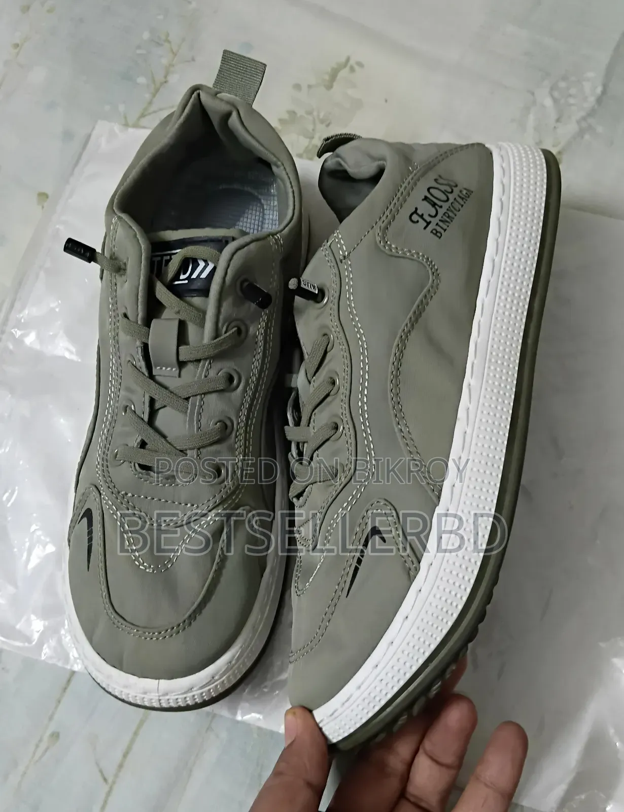 BRND New Shoe 43~44