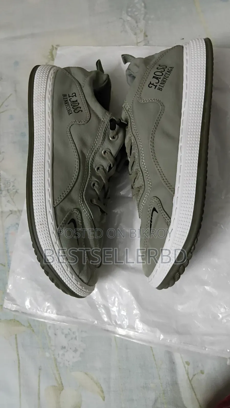 BRND New Shoe 43~44