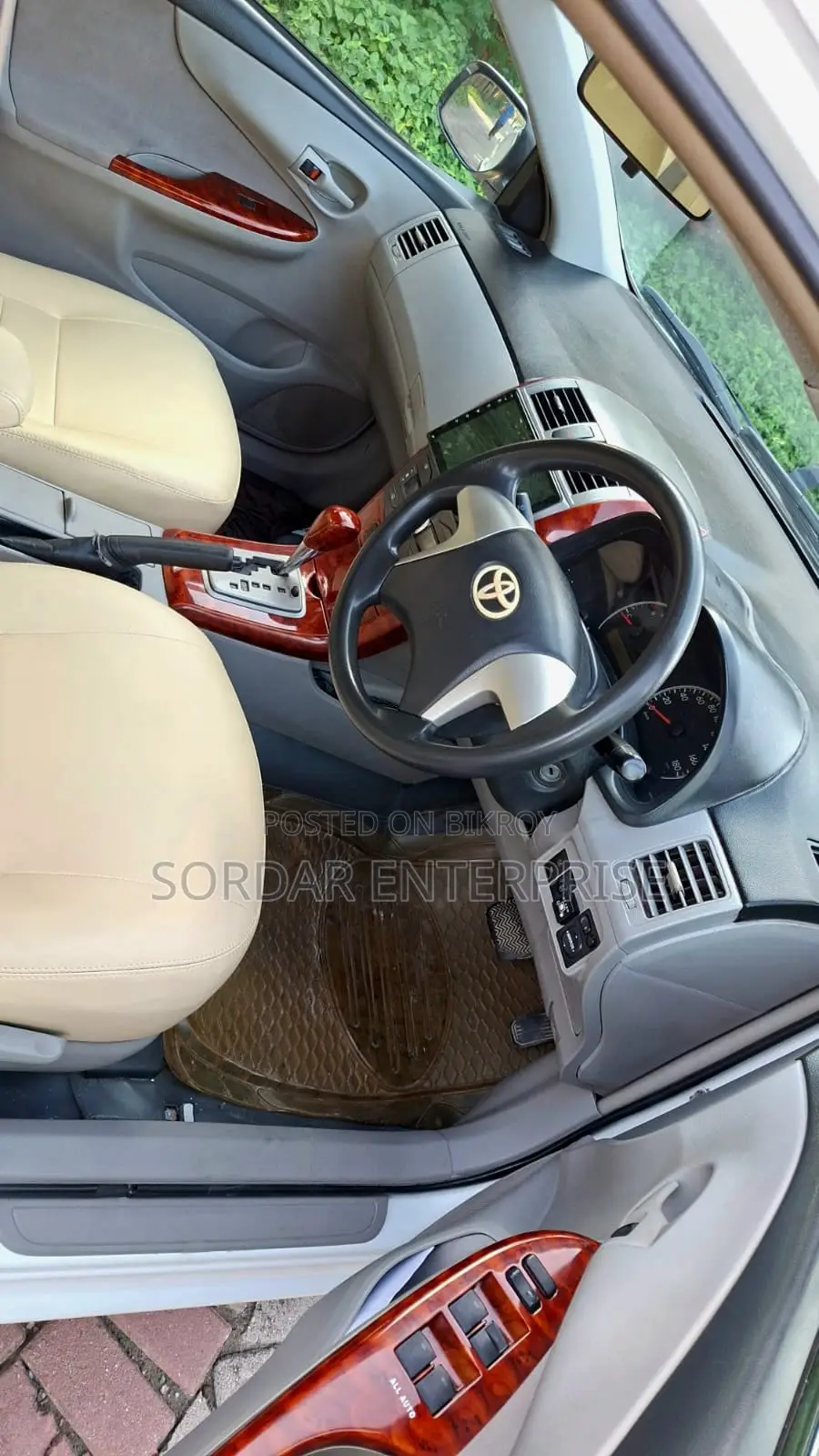 Toyota Axio 2010 Pearl