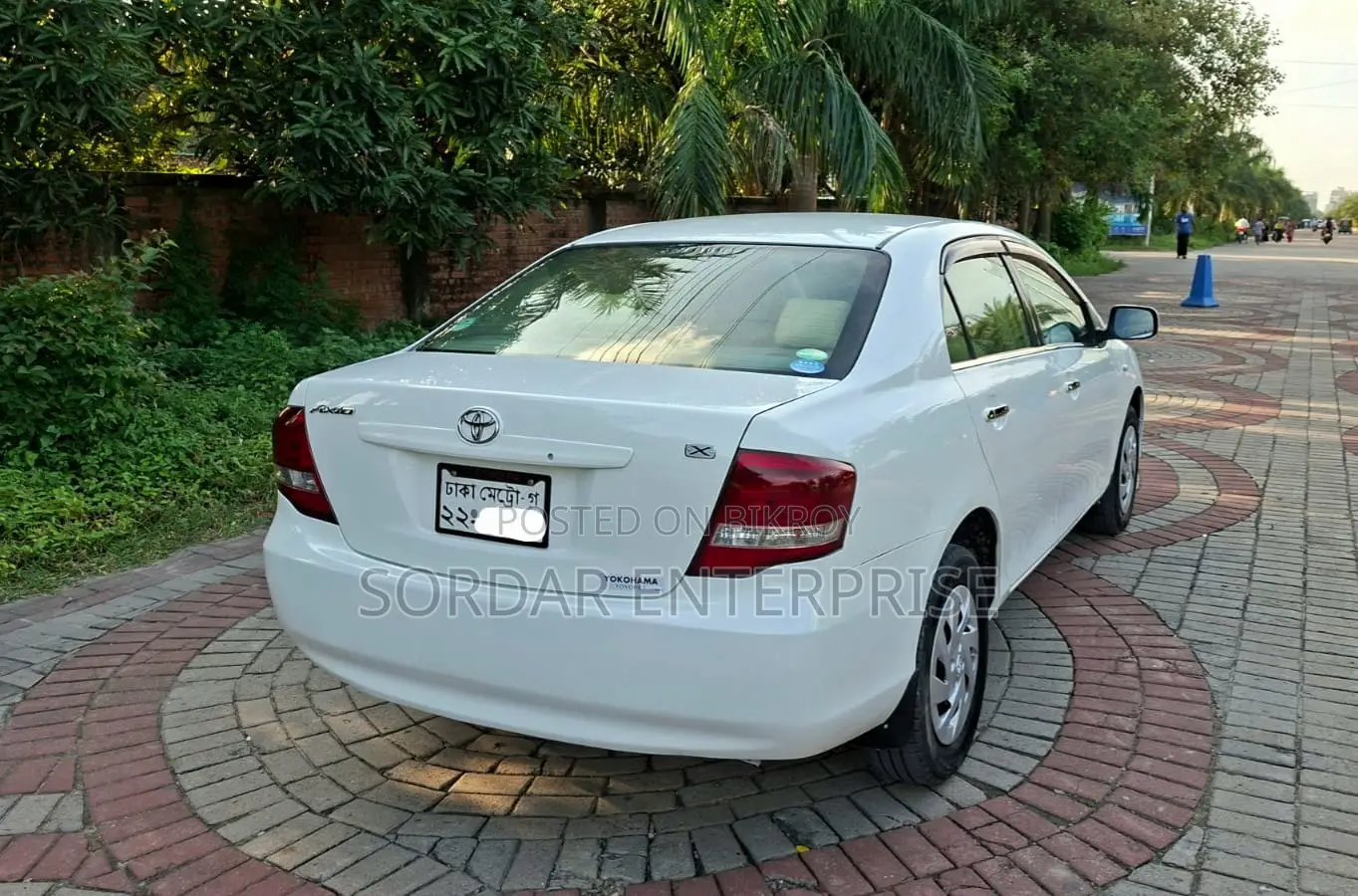 Toyota Axio 2010 Pearl
