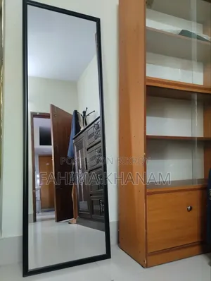 Glass Mirror 5feet
