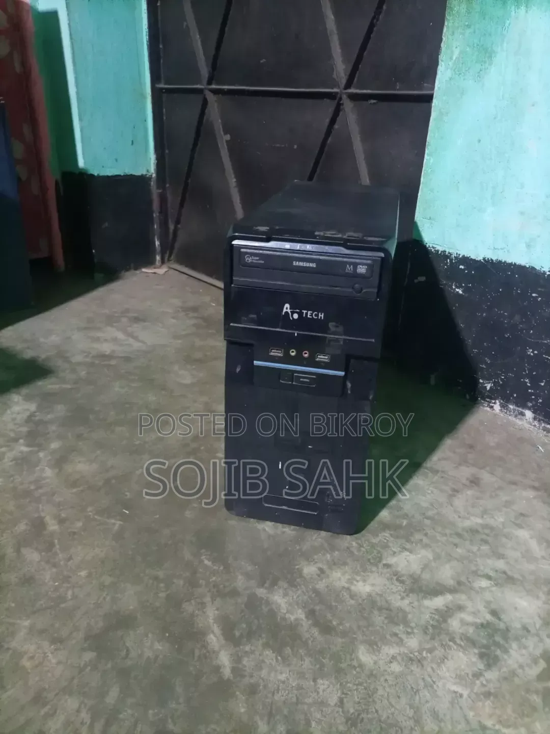Desktop Computer 4GB Intel Core i3 SSD 128GB