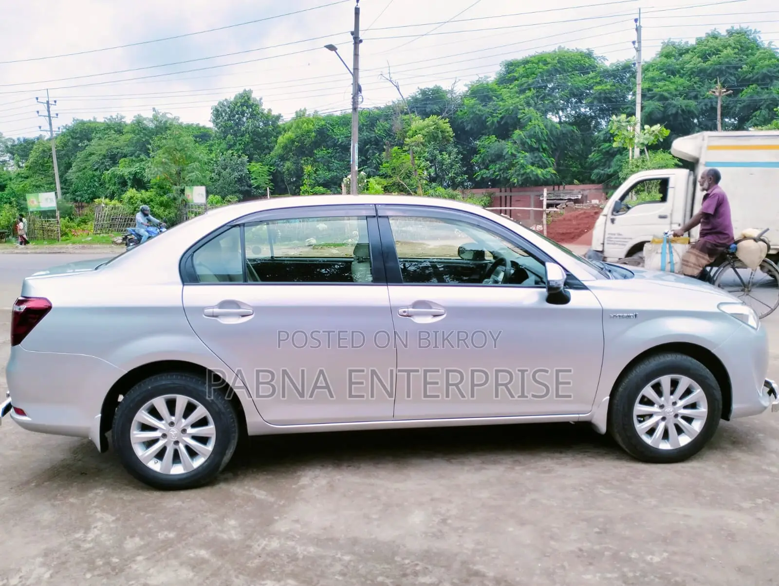 Toyota Axio 2015 Silver