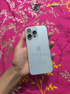 New Apple iPhone 15 Pro Max 256 GB Silver